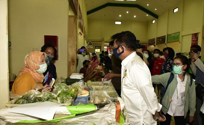 Mentan Syahrul Pantau Aktivitas Pasar Murah TTIC