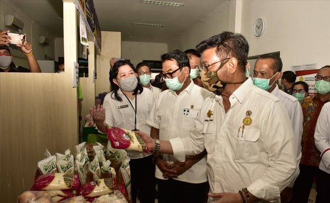 SYL and Moeldoko Monitored the Food Stocks in Every Province