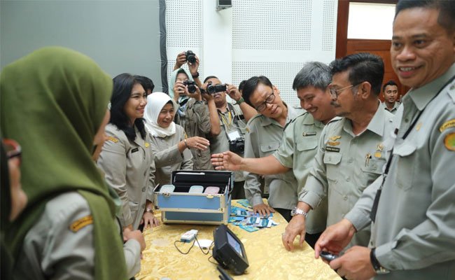 Di War Room Agriculture, Mentan Syahrul Menyapa Unit Kerjanya di Seluruh Indonesia