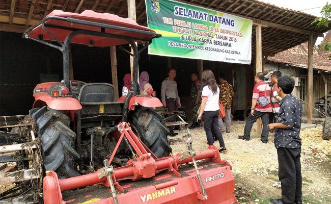 After Getting Helps from Ministry of Agriculture, UPJA Karya Bersama in Demak Succeeds to Manage The Tools