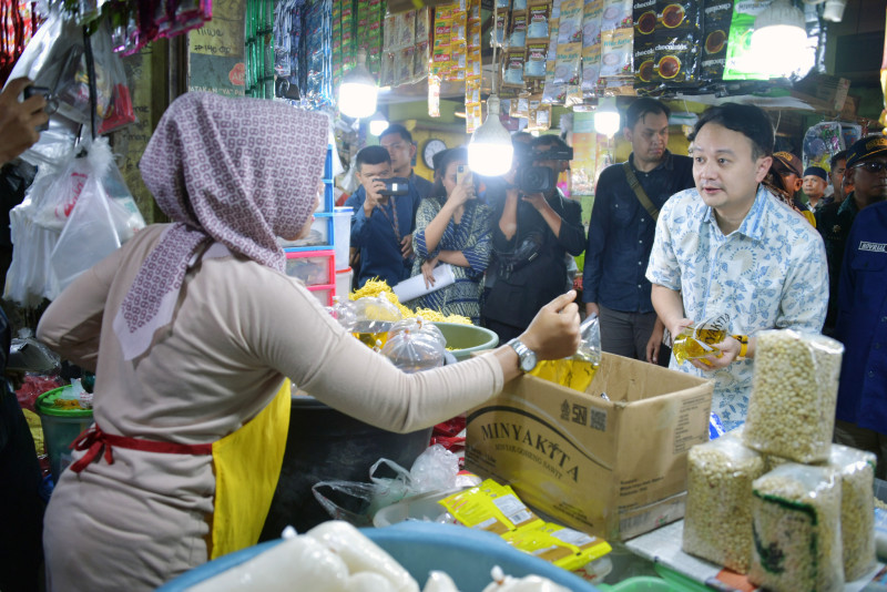 Wamendag Jerry: Ketersediaan Bapok di Pasar Raya Padang Aman dan Harga Terkendali