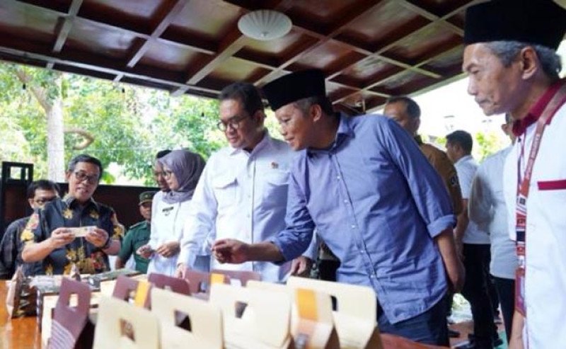 Mendag Busan Dukung Ekspor Coklat Lokal Saat Kunjungi Kampung Coklat Blitar