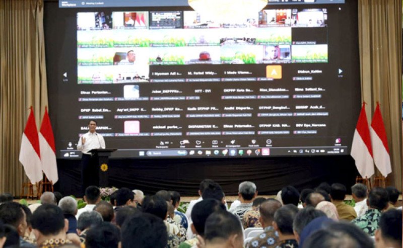 Pimpin Rakor Nasional Pertanian, Mentan Amran Tegaskan Swasembada Beras Berkelanjutan dan Siap Masuk Pasar Ekspor