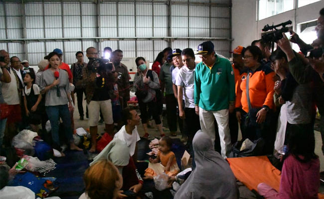 Kemendag Bantu Korban Banjir di Jatiasih dan Tambun