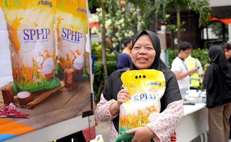 PTPN IV PalmCo Distribusikan 7,5 Ton Beras SPHP di Tahap Awal Program Pangan Murah