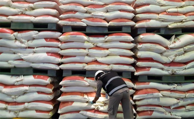 Kementan Tegaskan Data Stok Pangan Sama di Di Raker Komisi IV DPR RI