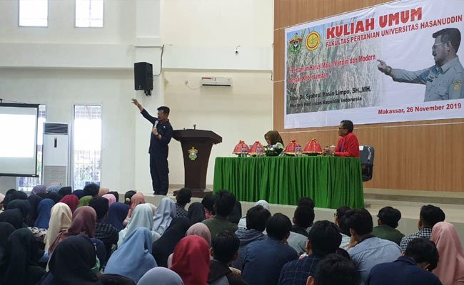 Mentan  Syahrul Motivasi Mahasiswa Pertanian Unhas untuk Maju