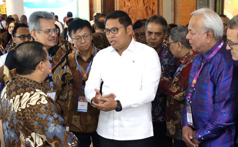 Wamentan Sudaryono Targetkan Indonesia Jadi Penentu Harga Minyak Sawit Dunia