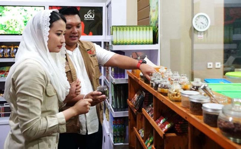 Wamendag Roro Dorong Hilirisasi Kakao Bali untuk Perkuat Ekspor dan Tingkatkan Nilai Tambah