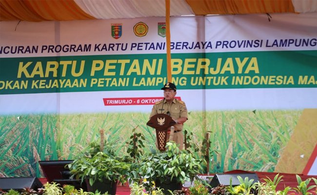 To Get the End Year Production, SYL Harvested and Planted Paddy in Central Lampung